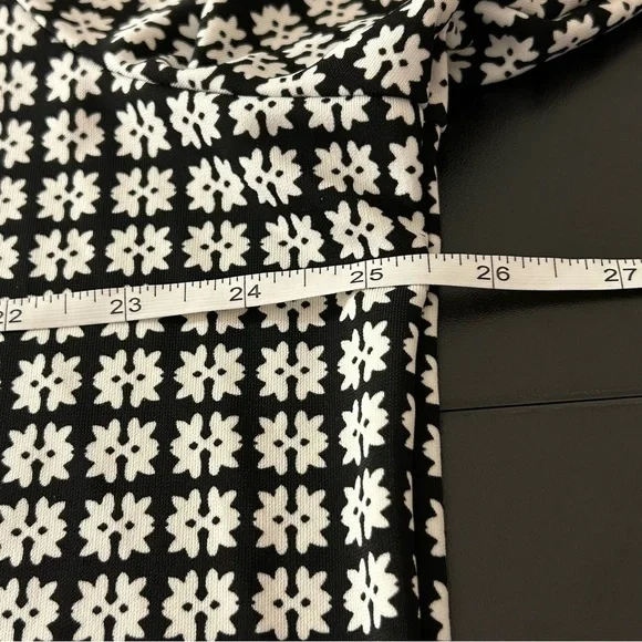 Talbots Plus Woman's Top Shirt Blouse 3/4 Sleeves Split Hem Black White Sz 2X - Picture 5 of 7